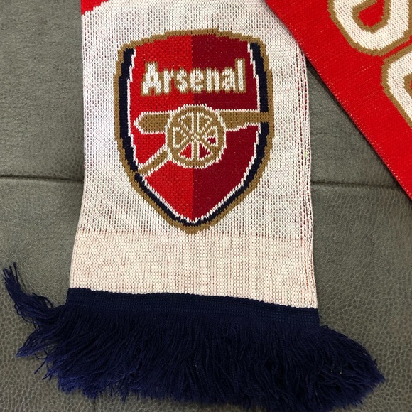 Puma Arsenal Fan Football Soccer Scarf - Picture 3 of 7